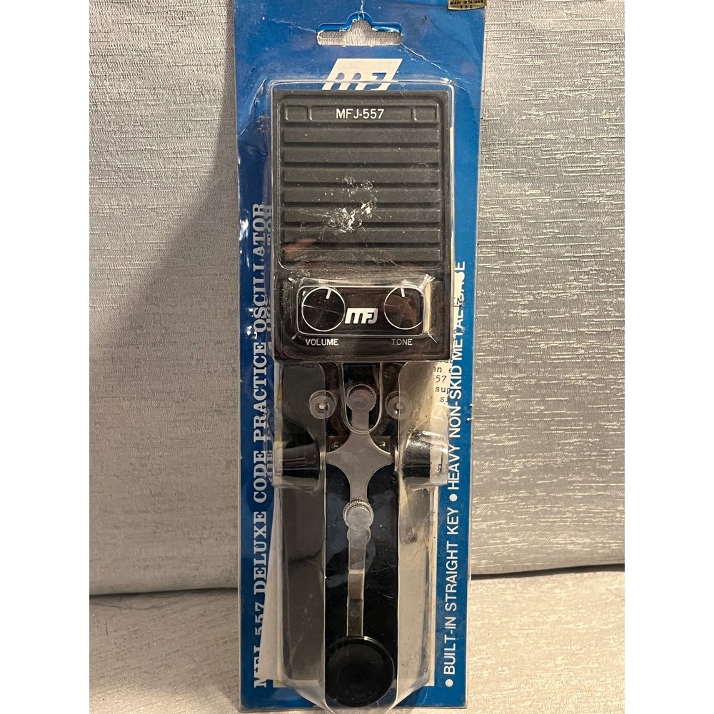 MFJ-557 Deluxe Morse Code Practice Oscillator with Built-in Straight Key Black